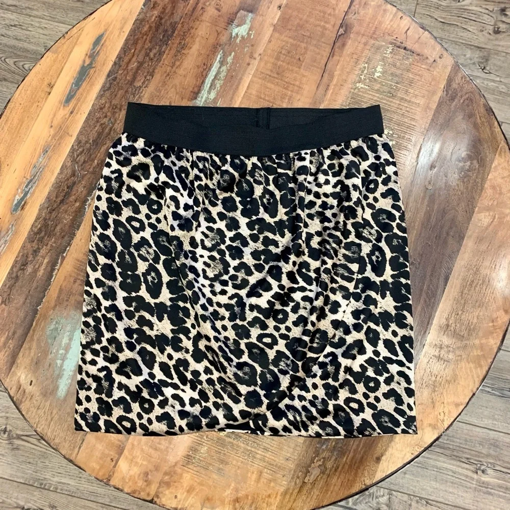 🌱HP! Cheetah Print Vince Camuto Skirt w/ Stretchy Waist LG - Picture 1 of 8